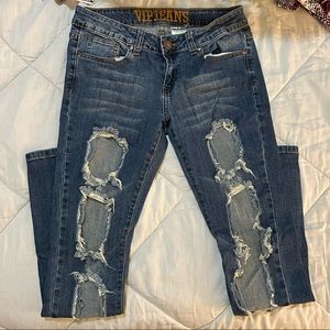 Size 7/8 Ripped Skinny Jeans